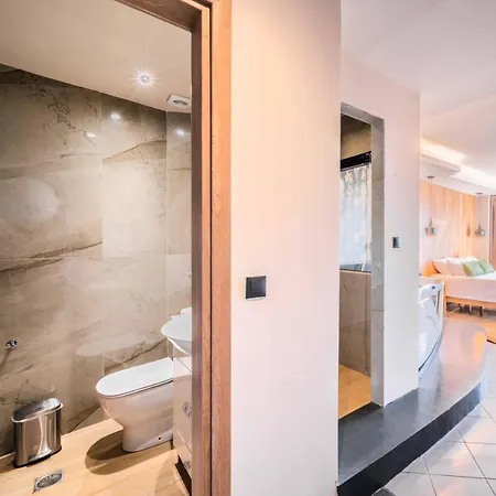 Hom54 Luxury Suites Kandiye Dış mekan fotoğraf