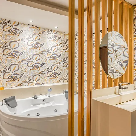 Hom54 Luxury Suites Kandiye Dış mekan fotoğraf